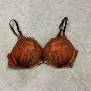 Victoria's Secret Miraculous Plunge